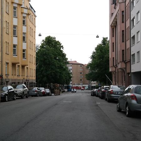 Modern Equipped Studio In Vibrant Kallio, Near Transit & Dining Spots Helsínquia Exterior foto