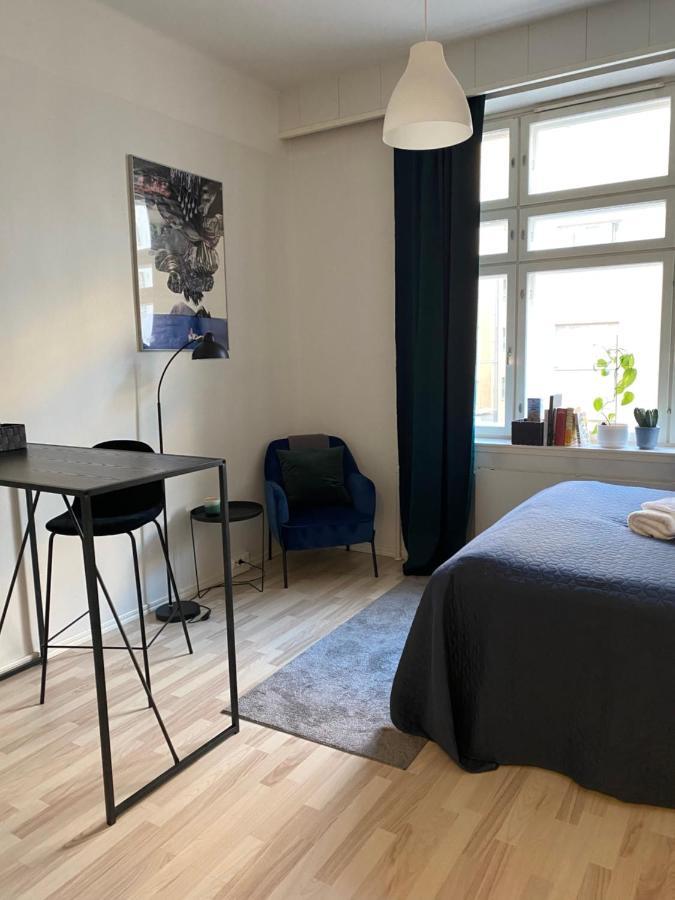 Modern Equipped Studio In Vibrant Kallio, Near Transit & Dining Spots Helsínquia Exterior foto